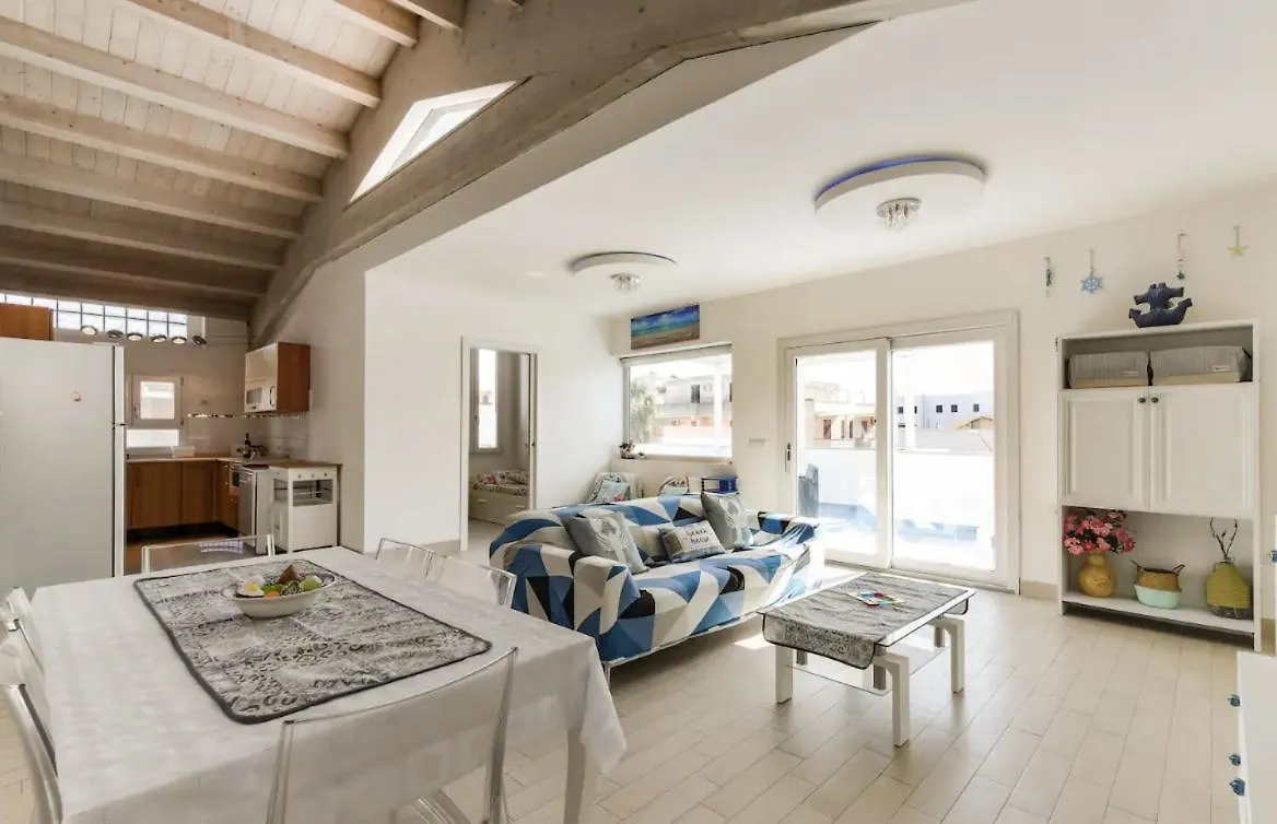Pais House Apartman Alghero 0*,